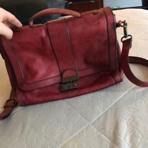 All leather red Fossil Messenger bag! 💼